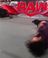 sportsnet-wwe_monday_night_raw_2023_01_30_1080p_web_h264_part_3_1740.jpg