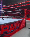 wwe_monday_night_raw_2023_03_06_1080p_web_h264-sportsnet_part_2_1308.jpg