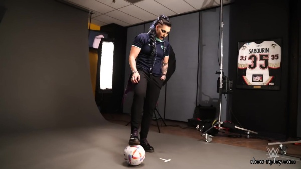 Behind_the_scenes_of_WWE_Superstars27_World_Cup_photo_shoot_117.jpg