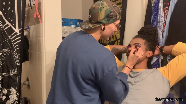 RR_Makeup_Tutorial__MORE_3575.jpg