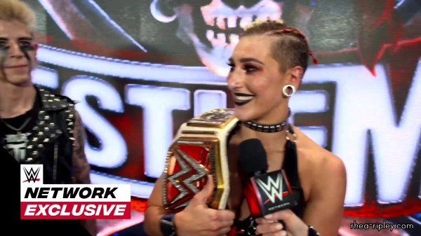 Rhea_Ripley_got_her_WrestleMania_moment_142.jpg