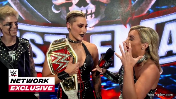 Rhea_Ripley_got_her_WrestleMania_moment_180.jpg