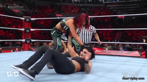 WWE_Monday_Night_Raw_2023_03_20_720p_HDTV_x264-NWCHD_2453.jpg