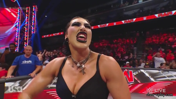 WWE_Monday_Night_Raw_2023_06_26_1080p_HDTV_x264-NWCHD_part_3_0920.jpg