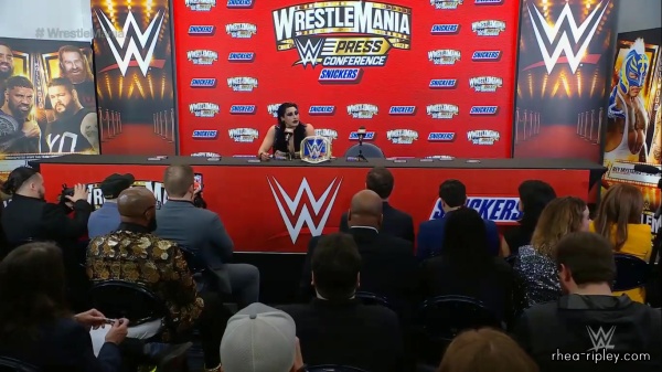 Wrestlemania_39_Night_One_Press_Conference_0122.jpg