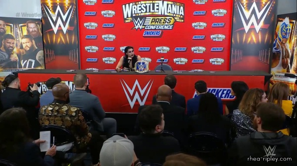 Wrestlemania_39_Night_One_Press_Conference_0126.jpg