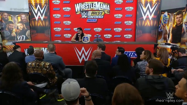 Wrestlemania_39_Night_One_Press_Conference_0259.jpg