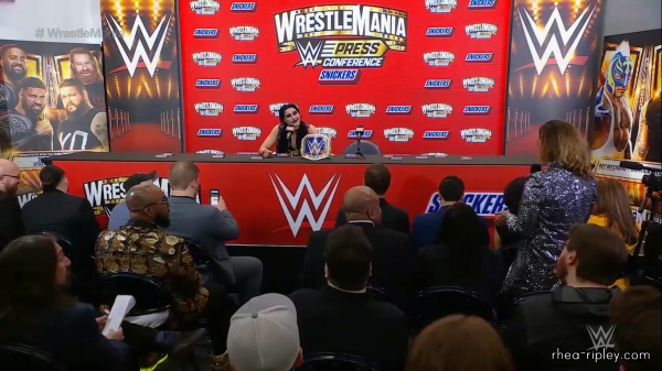 Wrestlemania_39_Night_One_Press_Conference_0870.jpg