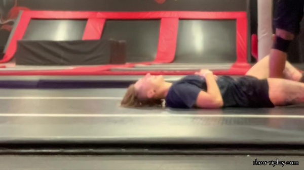 trampoline_park_1228.jpg