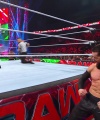 sportsnet-wwe_monday_night_raw_2022_12_19_1080p_web_h264_2264.jpg